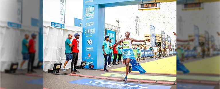 Andza abreuve le 10 kms de Masuku !